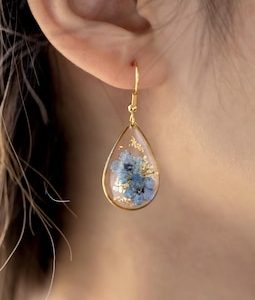 Handmade Blue Forget-Me-Not Flower Earrings, Resin Pendant Earrings, Delicate Floral Everyday Jewelry for Casual Outings, Gift for Her