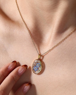 Real Pressed Forget Me Not and Queen Anne’s Lace Necklace, Memorial Keepsake Jewelry, Dried Wildflowers, Remembrance Necklace, Gift for Her